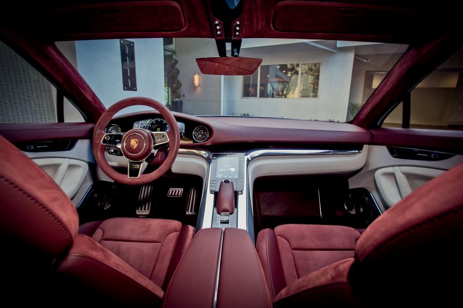  Porsche Panamera Sport Turismo Concept 2012 года  (фото 39 из 121)